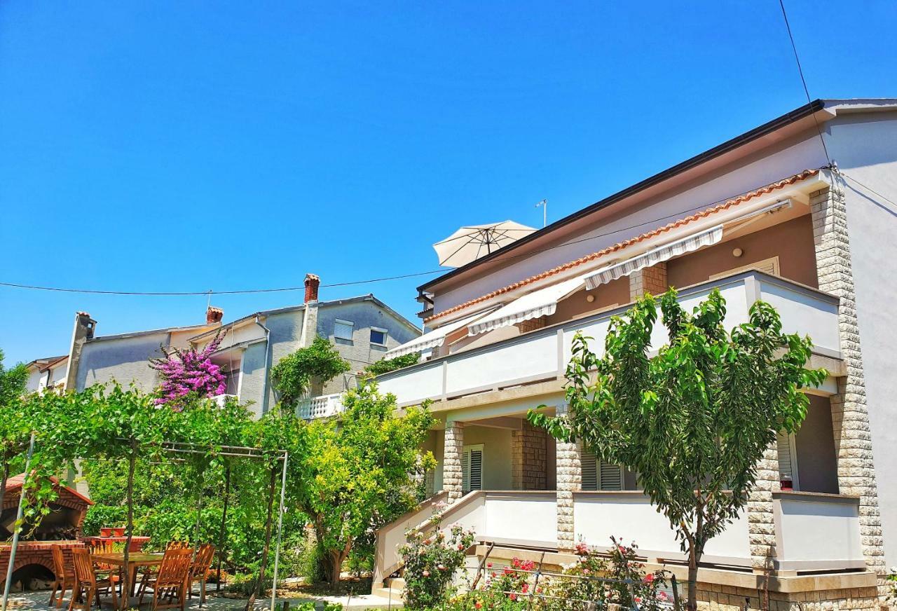 Apartments Ribaric Palit Exterior photo